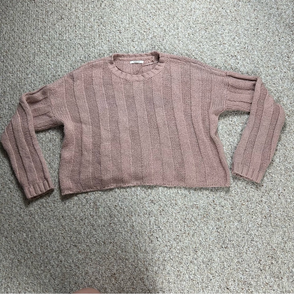 Pacsun Womens M Pink Crop Length Dropped Shoulder Cable Knit Crew Neck Sweater